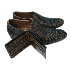 Shoes + gift
